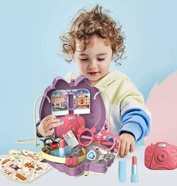 Torebka KUFEREK Zestaw PODRÓŻNICZKI Aparat 23 el OKULARY zabawka dla dzieci