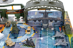 BAZA WOJSKOWA LOTNISKO Z SAMOLOTEM I POJAZDAMI WIEŻA KONTROLNA WOJSKO AUTA