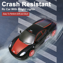 AUTO DO DRIFTU STEROWANY NA PILOT SAMOCHÓD DRIFT NAPĘD 4X4 AKUMULATOR USB