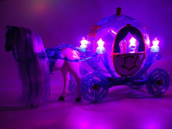 CHODZĄCY KOŃ Karoca Kareta Dla LALKI ELSA + LALKA