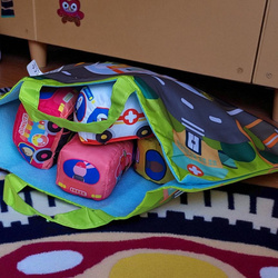 ZESTAW MIĘKKICH AUTEK I MATA EDUKACYJNA DLA NAJMŁODSZYCH TORBA MIĘKKIE AUTA