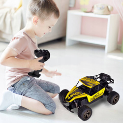 SAMOCHÓD ZDALNIE STEROWANY WYŚCIGOWY AUTO HUMMER MAD 15km/h DLA DZIECI