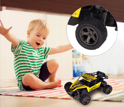 SAMOCHÓD ZDALNIE STEROWANY WYŚCIGOWY AUTO HUMMER MAD 15km/h DLA DZIECI