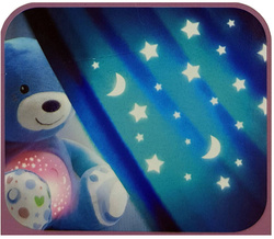 PLUSZOWY MIŚ PROJEKTOR USYPIACZ DLA DZIECI NIEMOWLĄT LAMPKA NOCNA DO SNU