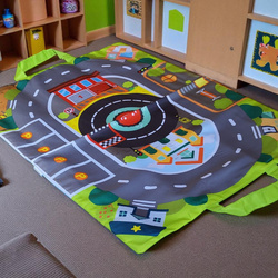 ZESTAW MIĘKKICH AUTEK I MATA EDUKACYJNA DLA NAJMŁODSZYCH TORBA MIĘKKIE AUTA