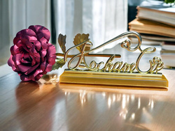 WIECZNA RÓŻA CZERWONA W PUDEŁKU NA PREZENT WALENTYNKI DZIEŃ KOBIET DLA MAMY