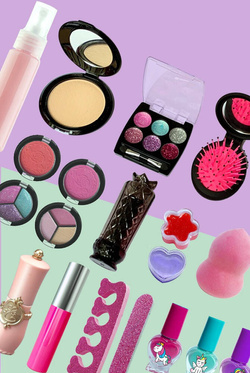 KOSMETYKI DO MALOWANIA MAKIJAŻU PAZNOKCI DLA DZIECI KUFEREK PREZENT ZESTAW