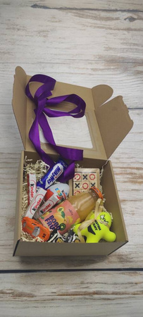 Box prezentowy Dzień Dziecka Urodzinki Slodycze