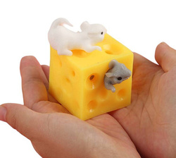 MYSZKI W SERZE CHOWĄJACE SIE MYSZKA GNIOTEK SER 2 figurki ANTYSTRESOWY