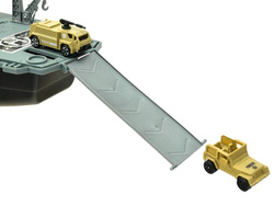 Duży LOTNISKOWIEC statek wojskowy + samoloty auta