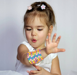 KORALIKI ZESTAW KREATYWNY ZESTAW DO TWORZENIA BRANSOLETKEK DLA DZIECI