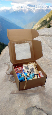 Box prezentowy Dzień Dziecka Urodzinki Słodycze