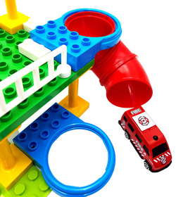 Klocki konstrukcyjne ZESTAW TOR PARKING WYRZUTNIA DLA AUTA +4 AUTKA