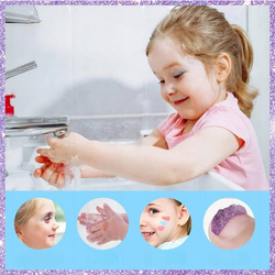 KUFEREK KOSMETYKÓW ZAMEK ZESTAW DO malowania makijażu i paznokci dla dzieci