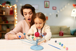 ZESTAW KREATYWNY DO MALOWANIA UKŁAD SŁONECZNY MODEL EDUKACYJNY PLANETY 3D