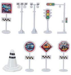 ZESTAW AUTEK z napędem W WALIZCE KUFEREK AUT Metalowe RESORAKI ZNAKI i MATA