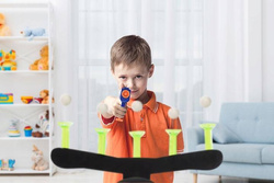 GRA STRZELANIE DO CELU DLA DZIECI PISTOLET KULKI